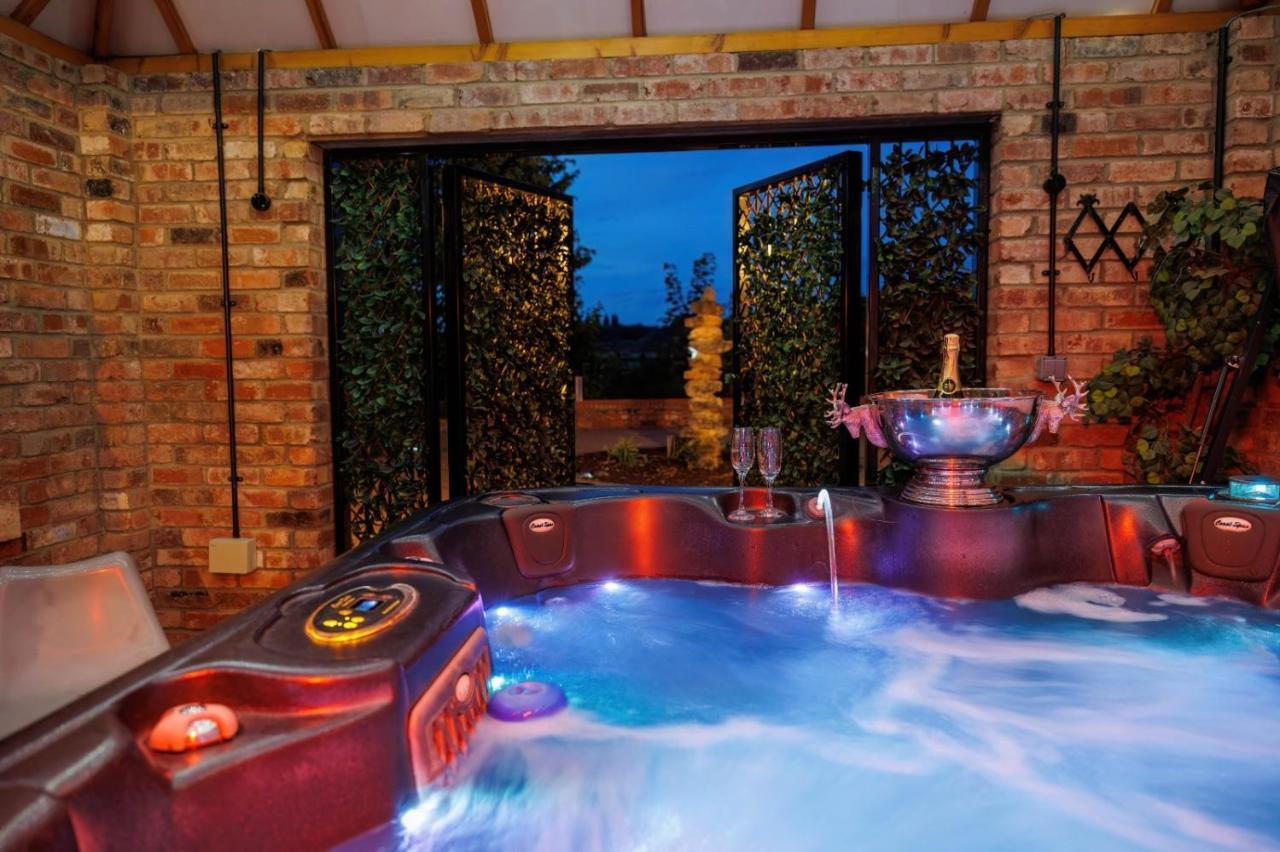 Lincoln Holiday Retreat View With Private Hot Tub מראה חיצוני תמונה